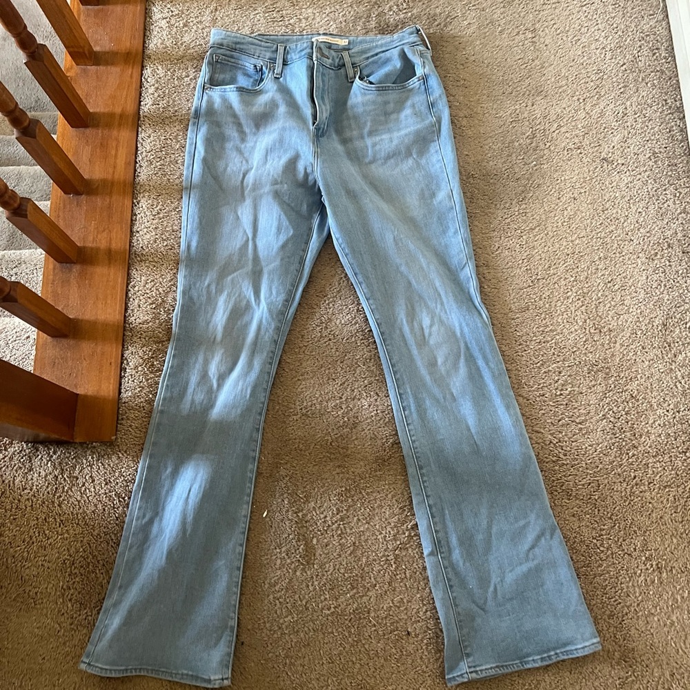 725 Levi Bootcut Jeans